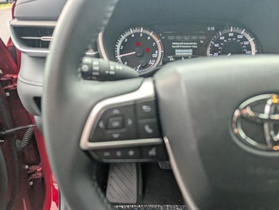 2025 Toyota Highlander XLE