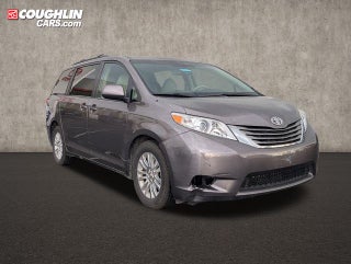 2011 Toyota Sienna XLE
