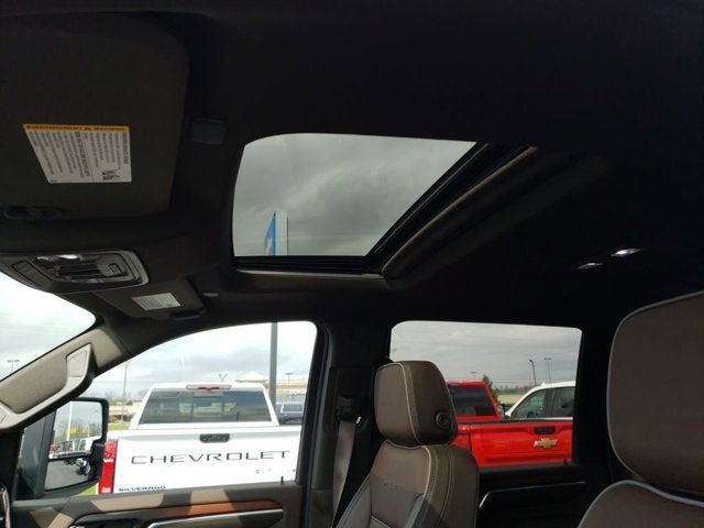 2025 GMC Sierra 2500HD Denali