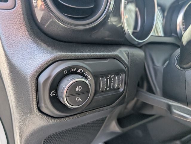 2022 Jeep Gladiator Altitude