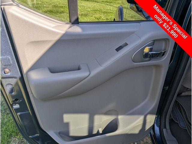 2021 Nissan Frontier SV