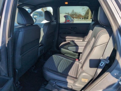 2025 Nissan Pathfinder Rock Creek