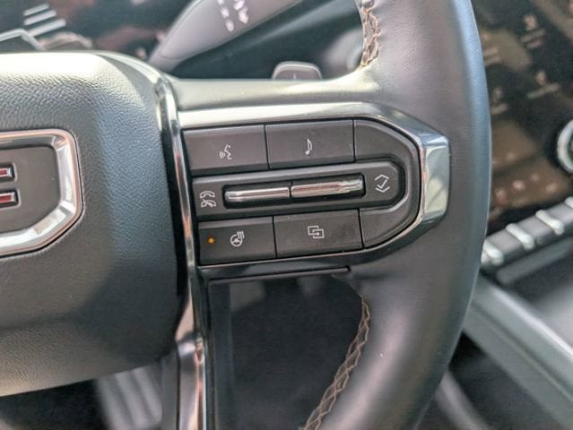 2024 GMC Acadia AWD AT4