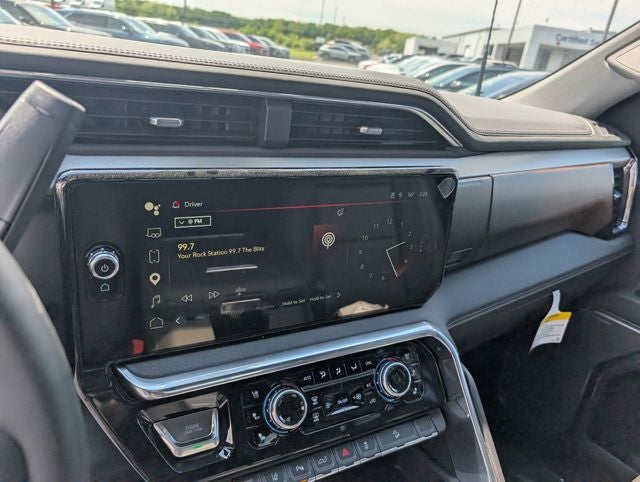 2025 GMC Sierra 3500HD Denali