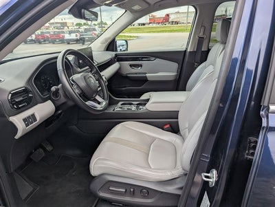 2023 Honda Pilot EX-L 8 Passenger