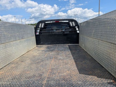 2023 Ford Super Duty F-350 DRW Chassis Cab XL