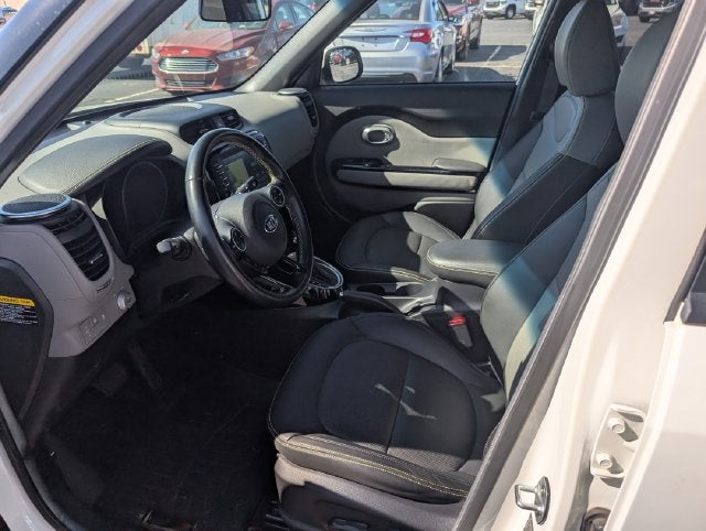 2015 Kia Soul +