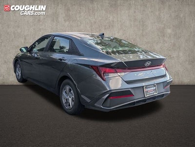 2024 Hyundai Elantra SE