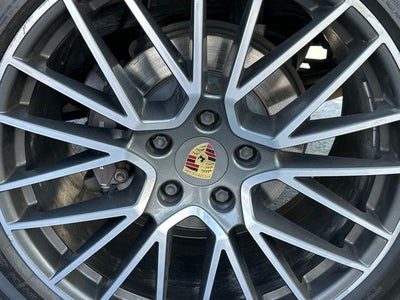 2019 Porsche Cayenne Base