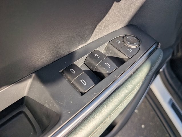 2025 GMC Acadia AWD AT4