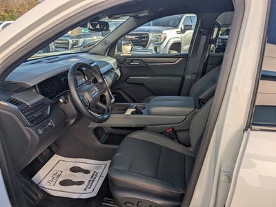 2025 GMC Acadia AWD AT4