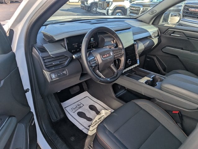 2025 GMC Acadia AWD AT4