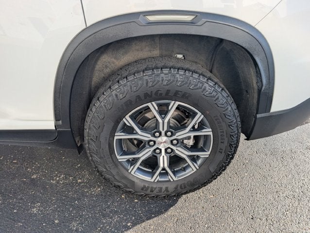 2025 GMC Acadia AWD AT4