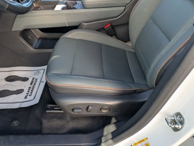 2025 GMC Acadia AWD AT4