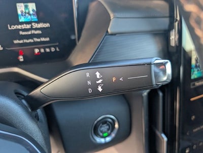 2025 GMC Acadia AWD AT4