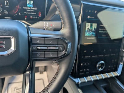2025 GMC Acadia AWD AT4