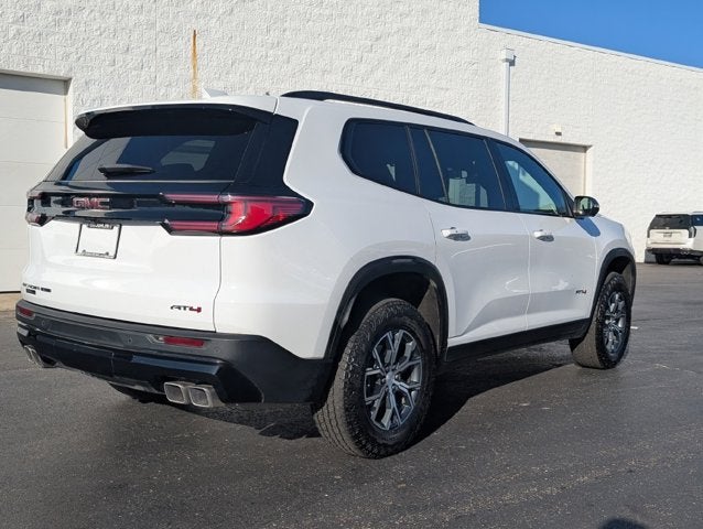 2025 GMC Acadia AWD AT4