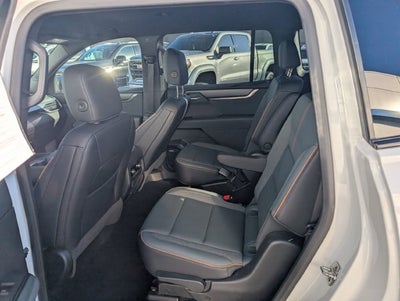 2025 GMC Acadia AWD AT4