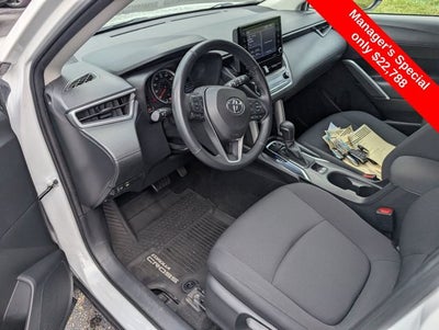 2022 Toyota Corolla Cross LE
