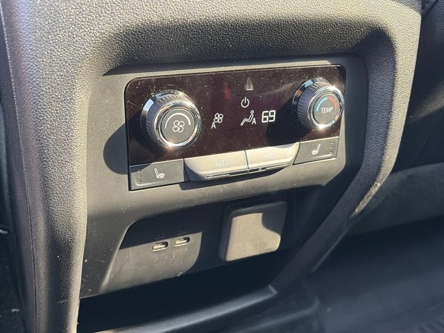 2024 Chevrolet Traverse FWD RS