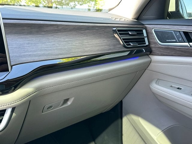 2024 Volkswagen Atlas SEL Premium R-Line - Photo 32