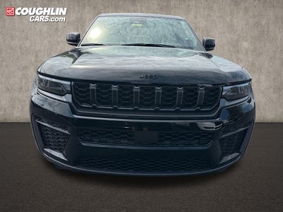 2027 Jeep Grand Cherokee Laredo Altitude