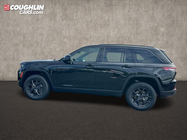 2027 Jeep Grand Cherokee Laredo Altitude