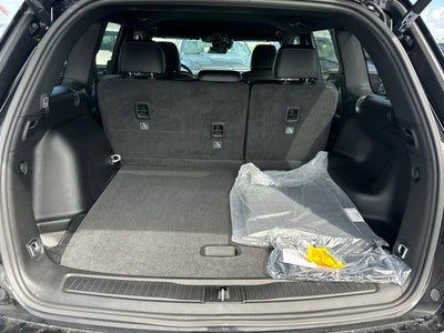 2027 Jeep Grand Cherokee Laredo Altitude