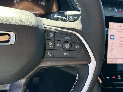 2027 Jeep Grand Cherokee Laredo Altitude