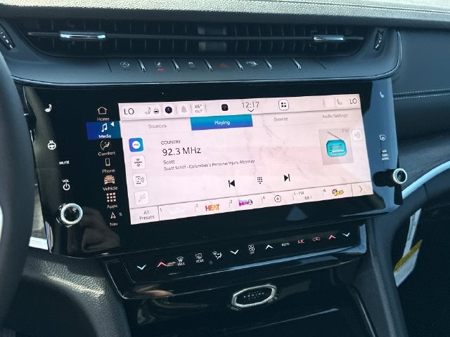 2027 Jeep Grand Cherokee Laredo Altitude