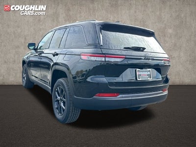 2027 Jeep Grand Cherokee Laredo Altitude