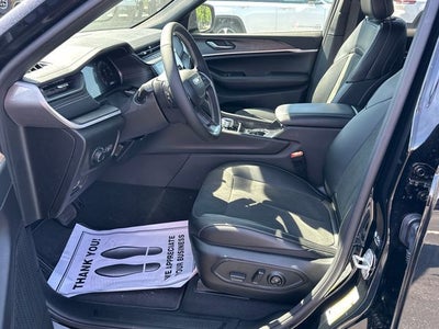 2026 Jeep Grand Cherokee Altitude