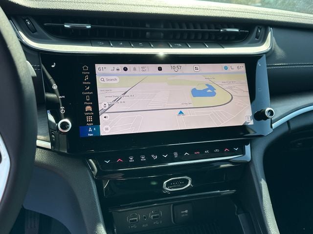 2026 Jeep Grand Cherokee Altitude