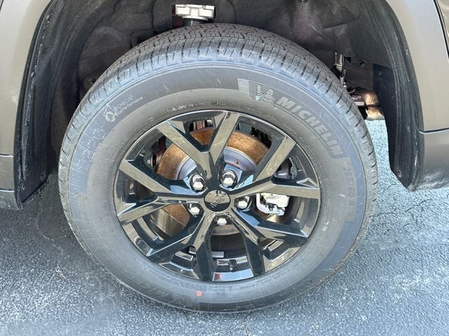 2026 Jeep Grand Cherokee Altitude