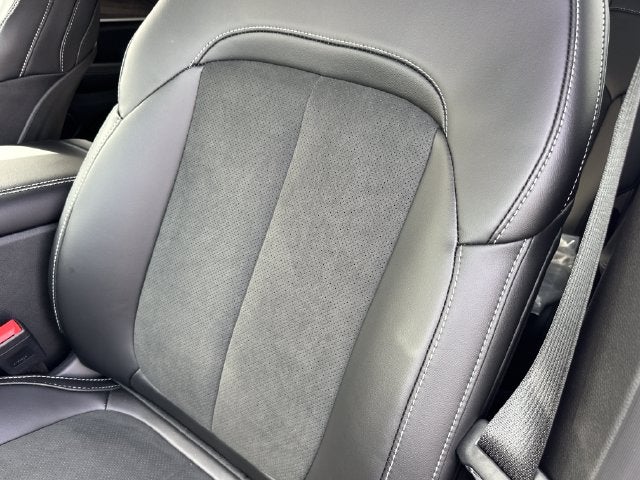 2027 Jeep Grand Cherokee Laredo Altitude