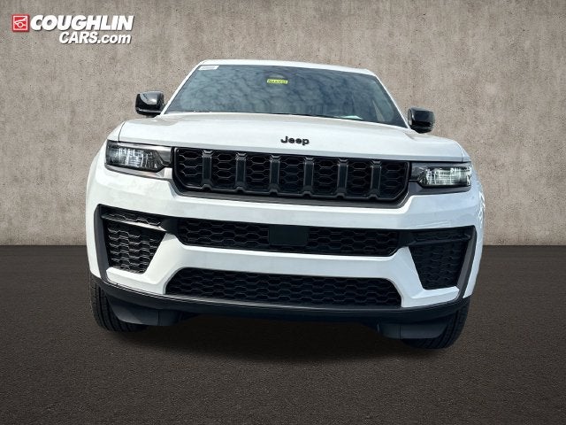 2027 Jeep Grand Cherokee Laredo Altitude