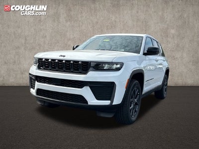 2027 Jeep Grand Cherokee Laredo Altitude