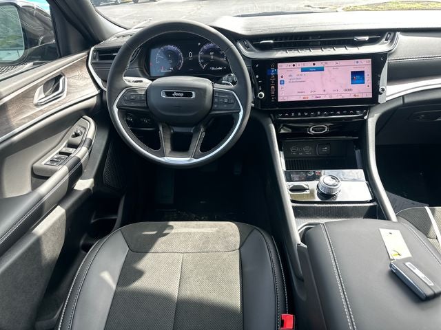 2027 Jeep Grand Cherokee Altitude