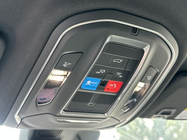 2027 Jeep Grand Cherokee Altitude