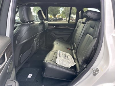 2027 Jeep Grand Cherokee Limited