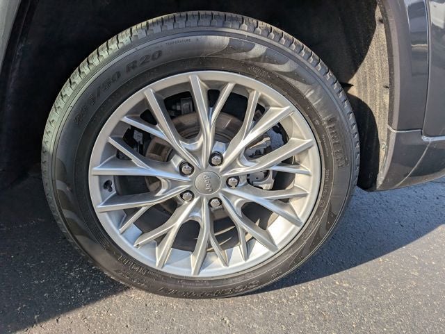 2022 Jeep Grand Cherokee Summit