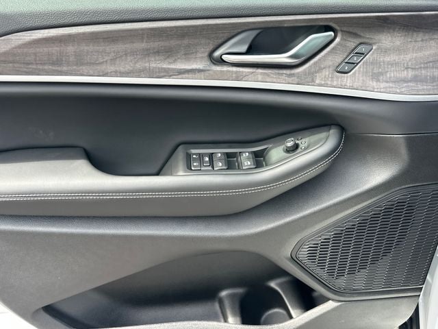 2027 Jeep Grand Cherokee L Limited