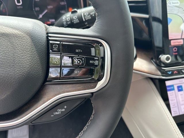 2024 Jeep Grand Wagoneer L Base