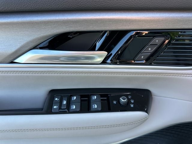 2026 Jeep Grand Wagoneer Limited Altitude