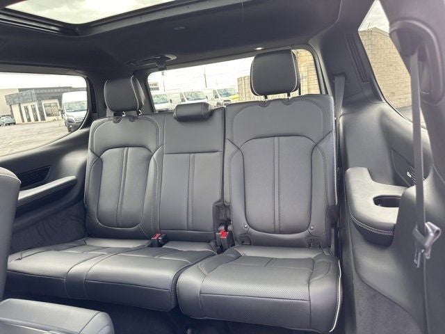 2024 Jeep Grand Wagoneer Series II