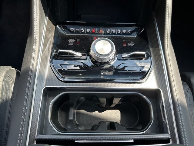 2024 Jeep Grand Wagoneer Series II