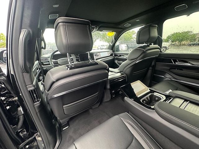 2024 Jeep Grand Wagoneer Series II