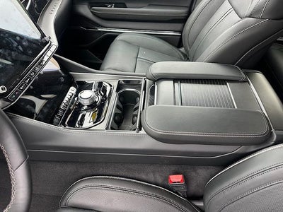 2024 Jeep Grand Wagoneer Series II