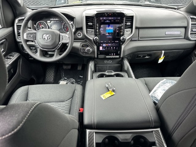 2027 RAM 1500 Big Horn/Lone Star