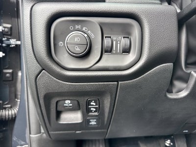 2027 RAM 1500 Big Horn/Lone Star